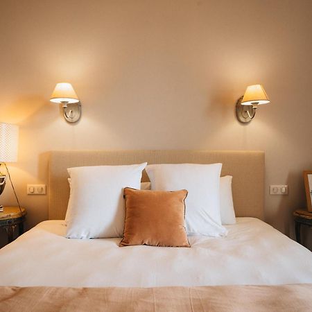 Hotel L'Abbaye แซงต์-ซีเพรียง ภายนอก รูปภาพ