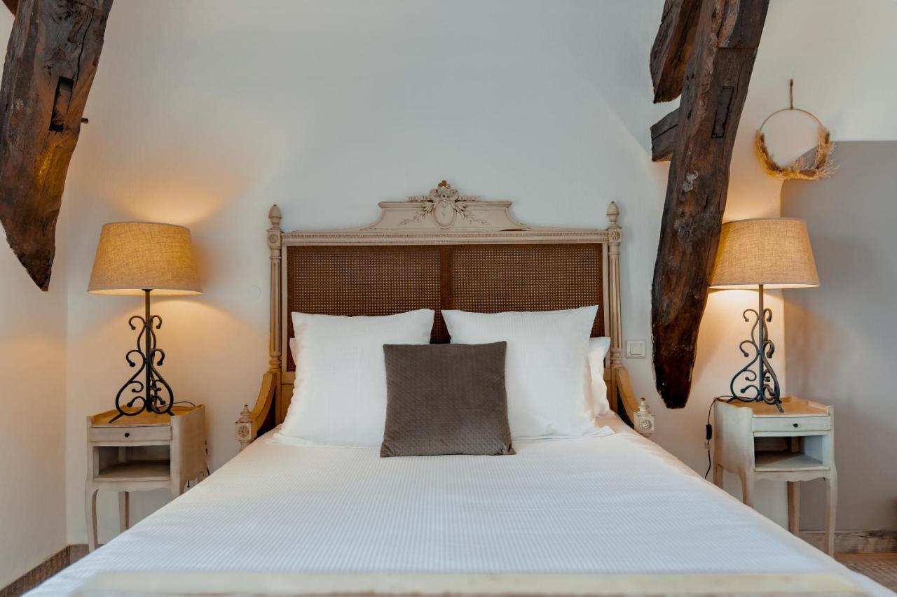 Hotel L'Abbaye แซงต์-ซีเพรียง ภายนอก รูปภาพ