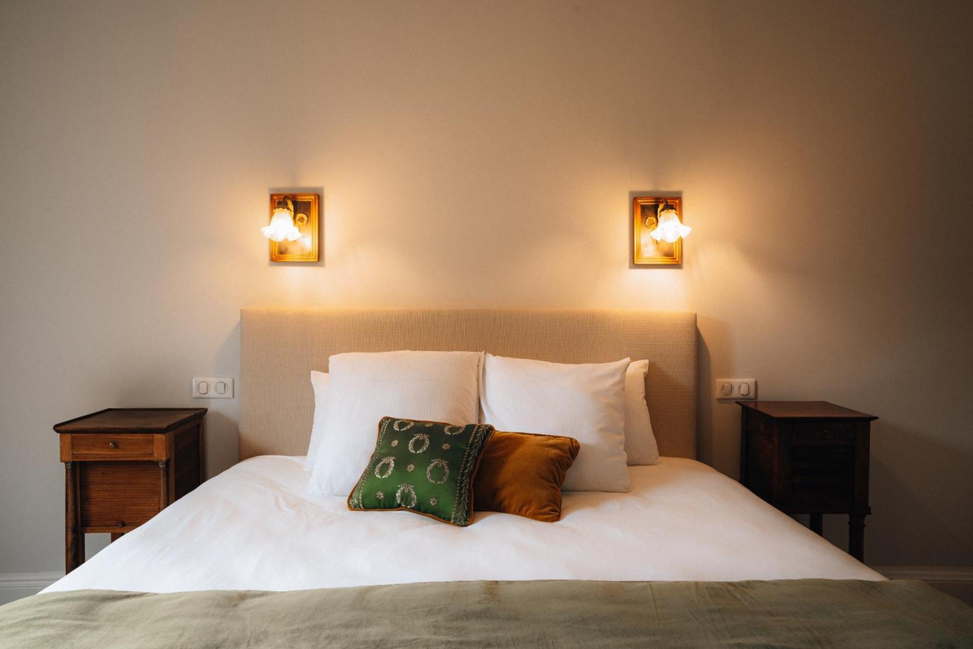 Hotel L'Abbaye แซงต์-ซีเพรียง ภายนอก รูปภาพ