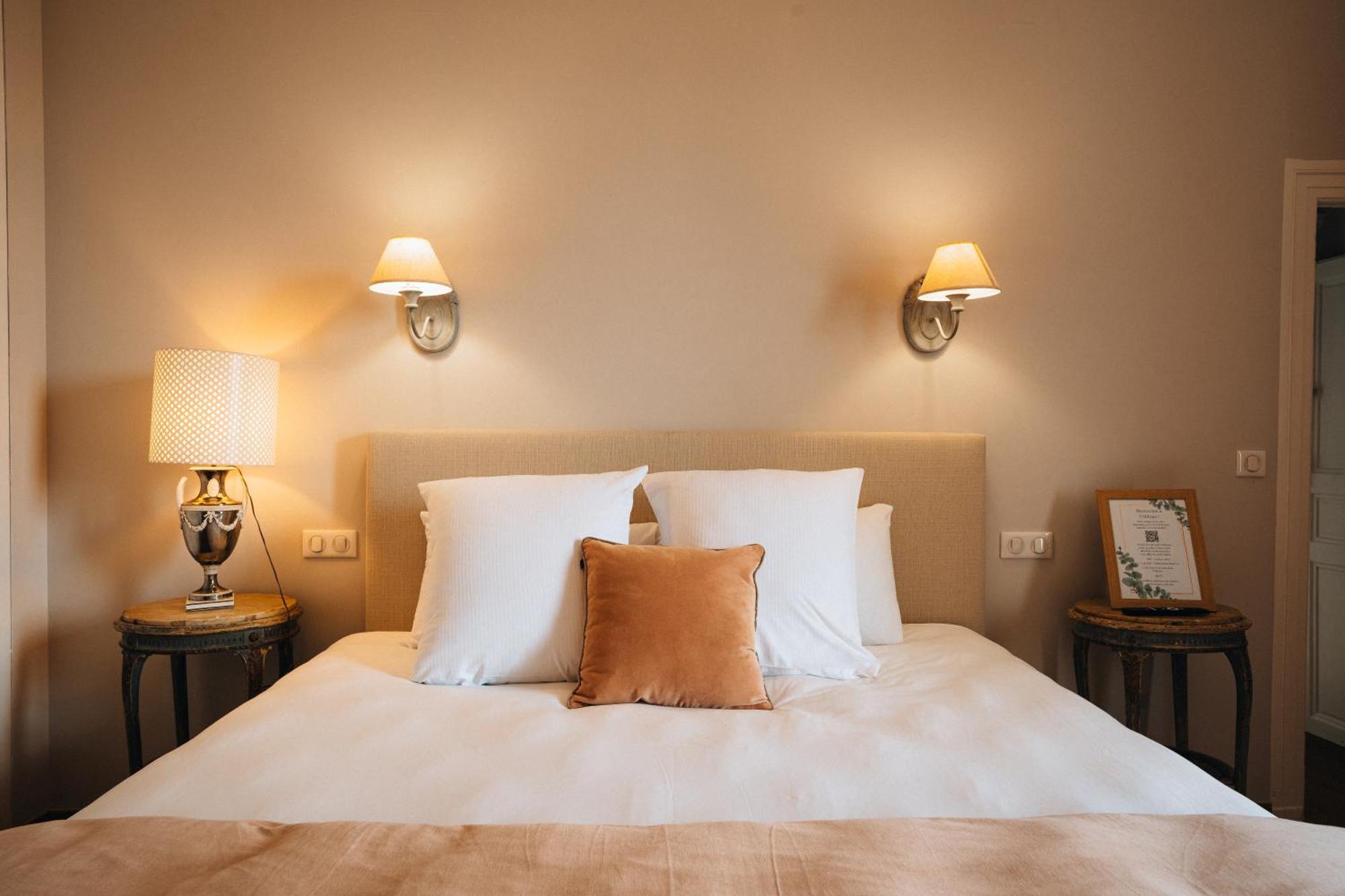 Hotel L'Abbaye แซงต์-ซีเพรียง ภายนอก รูปภาพ