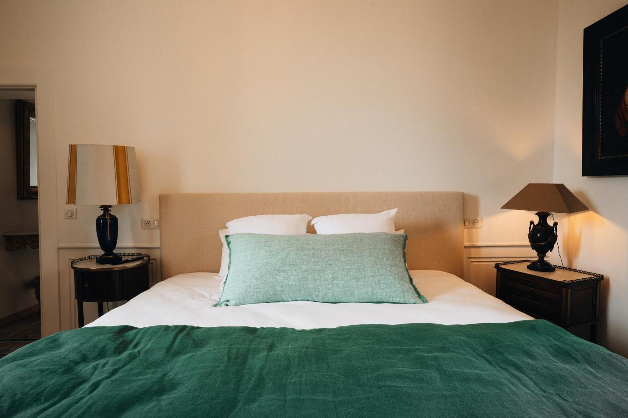 Hotel L'Abbaye แซงต์-ซีเพรียง ภายนอก รูปภาพ